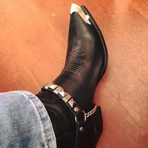 Ladies Custom Cowgirl Boots!